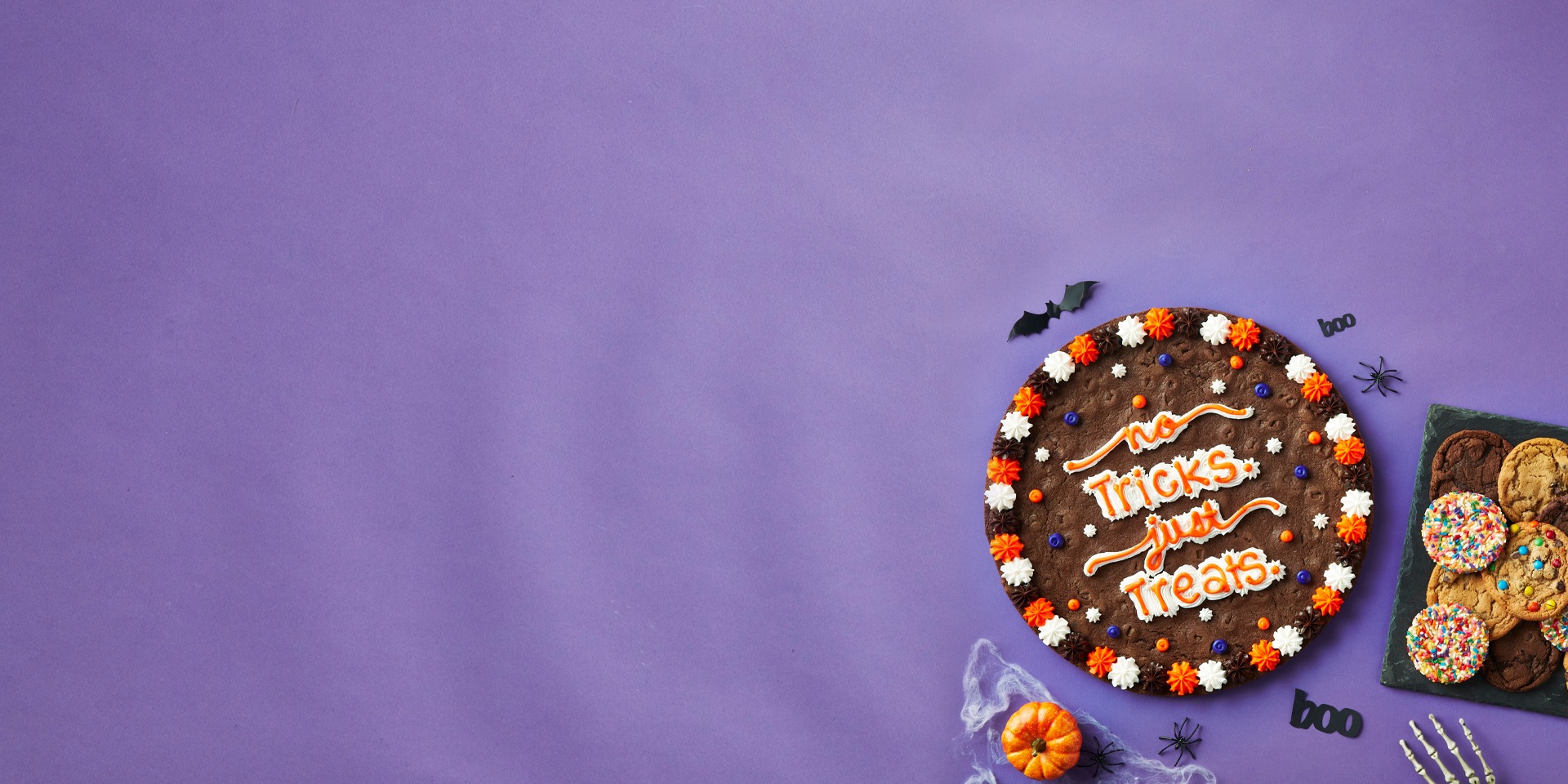 171GAC_Halloween_Webslider-Desktop